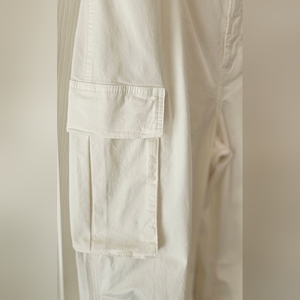 NWT Good American Womens Baggy Cargo Pants- White- Size 8 - Picture 3 of 15
